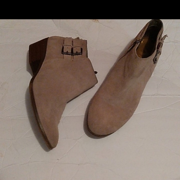 Sam Edelman Shoes - Sam Edelman Tan Suede Ankle Booties